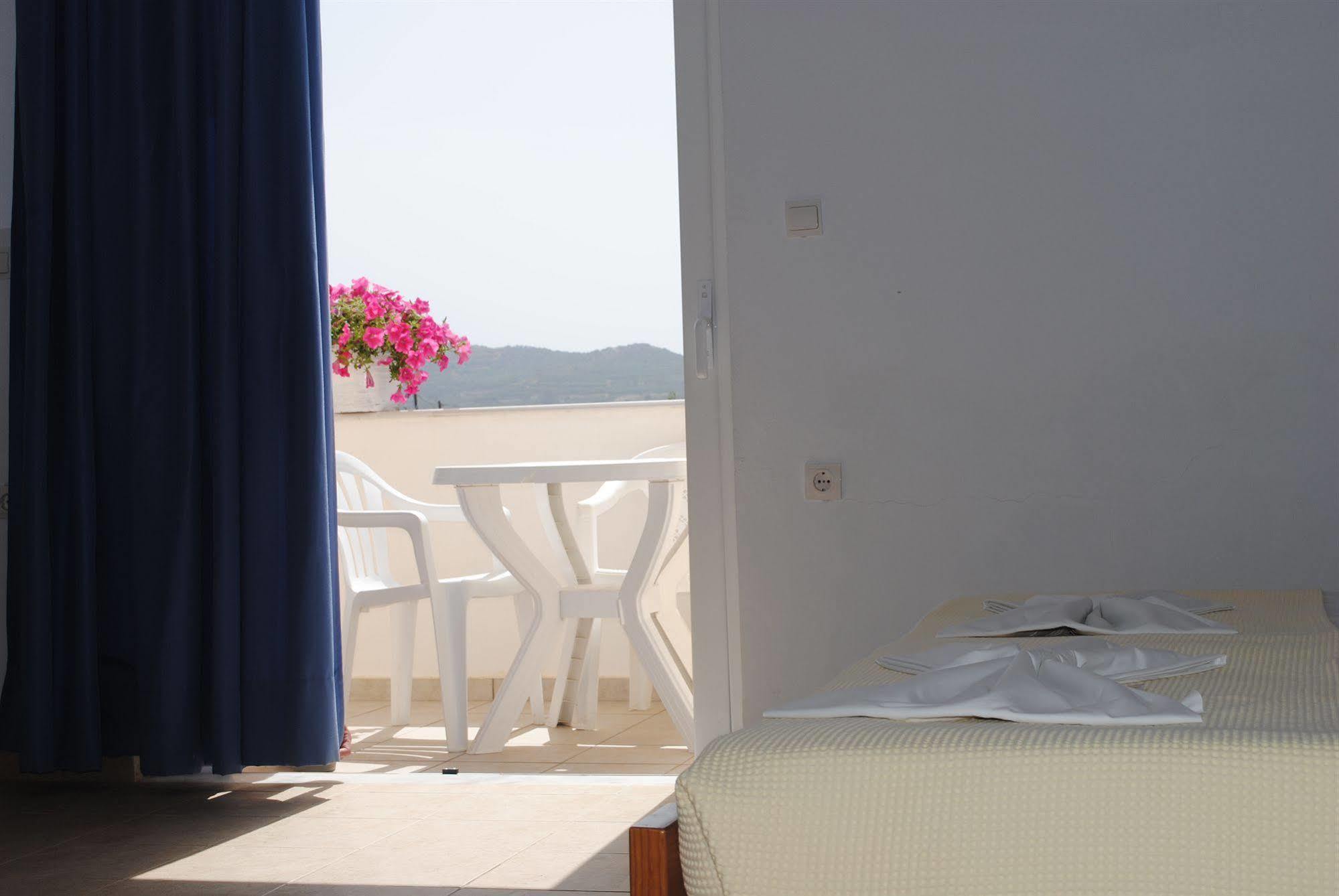 Mediterranean & Aparthotel Kíssamos